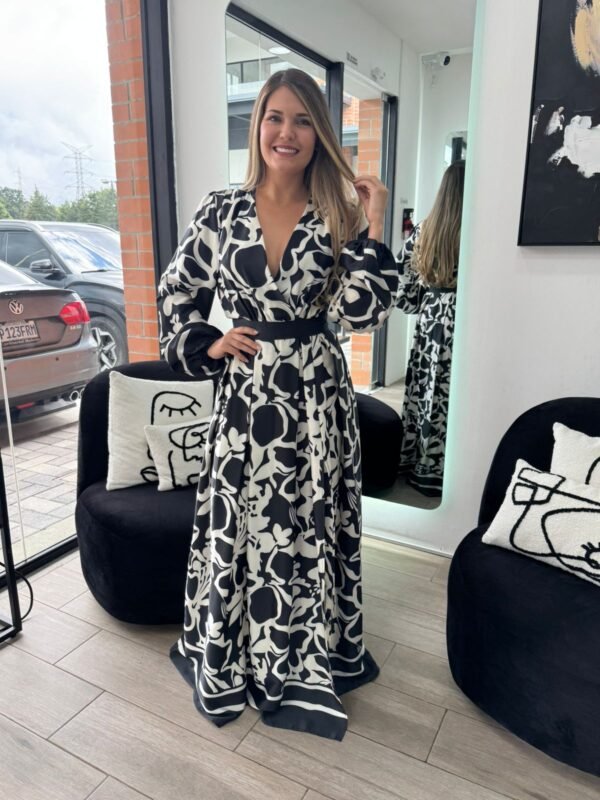 Black Deep V Neck Boarder Printed Maxi Dress