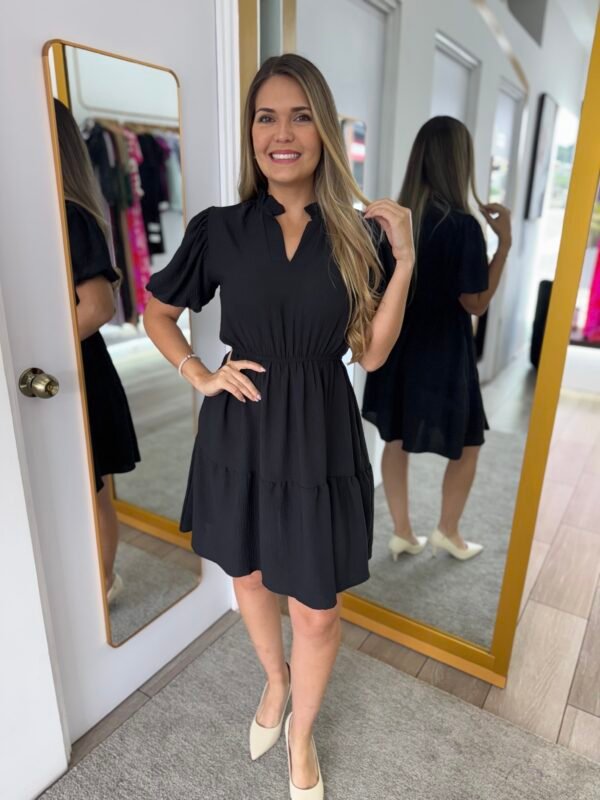 Black Solid tiered dress Ruffled neckline