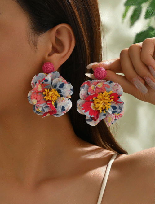 Multicolor Long Bluye Yarn Dangle Earrings