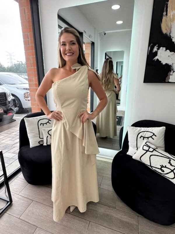 5e8989e4-7e64-44e8-a2ad-ec22cfe28ffb.jpeg Khaki One shoulder sleeve mid dress cut with tie string strap sleeve